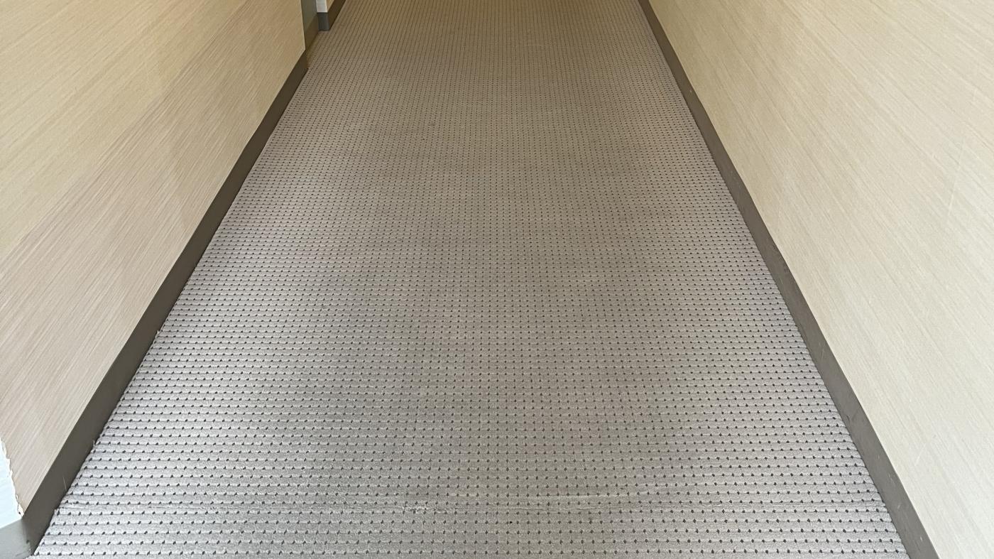 ホテル廊下絨毯張り替えのアイキャッチ画像