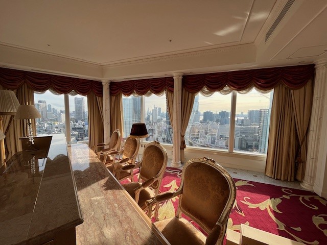 港区高層リゾートホテル｜スイートルーム 遮熱・飛散防止フィルム施工のアイキャッチ画像